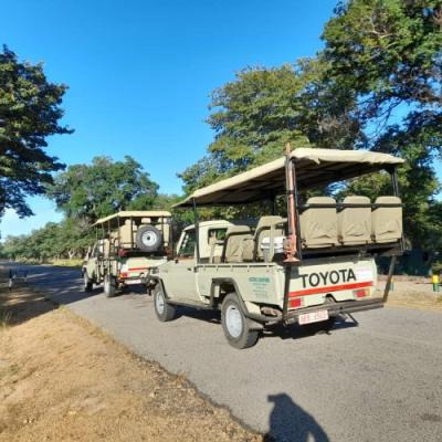 Wildtrack Africa safari vehicles - Zimbabwe
